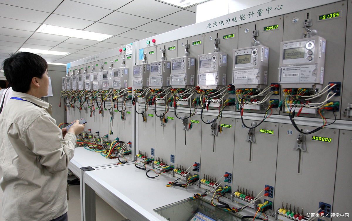 電氣火災(zāi)監(jiān)控裝置的基本原理和工作流程 電氣火災(zāi)監(jiān)控裝置的基本原理和工作流程